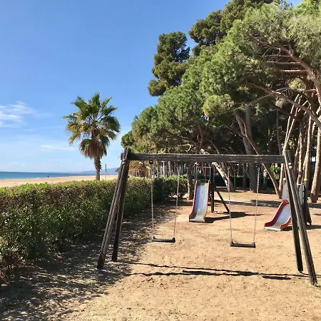 Residencia 招待所 坎布里尔斯